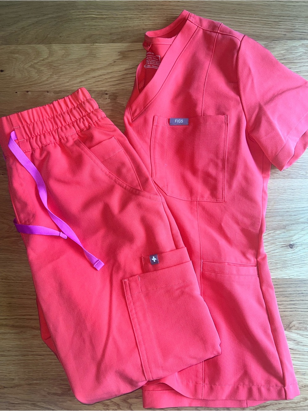 Figs Women's Coral Pink Scrub Set